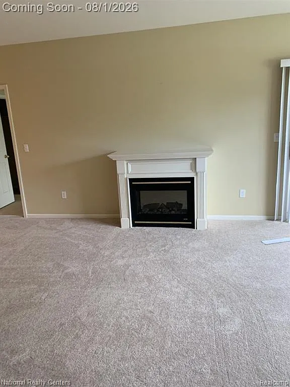 2 bed, 2.0 bath, 1490 sqft, $1,950 — Photo 2