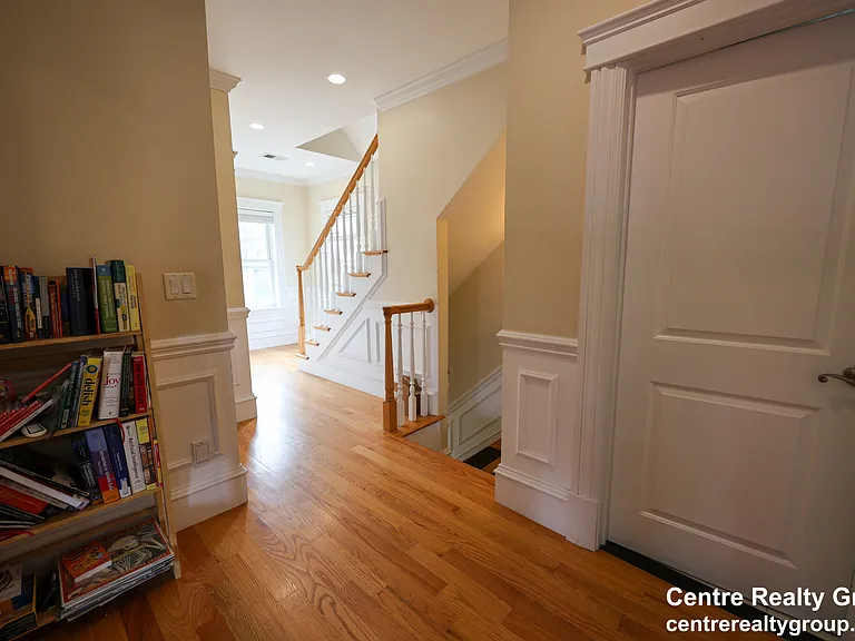 127 Nonantum St #2 — Photo 20