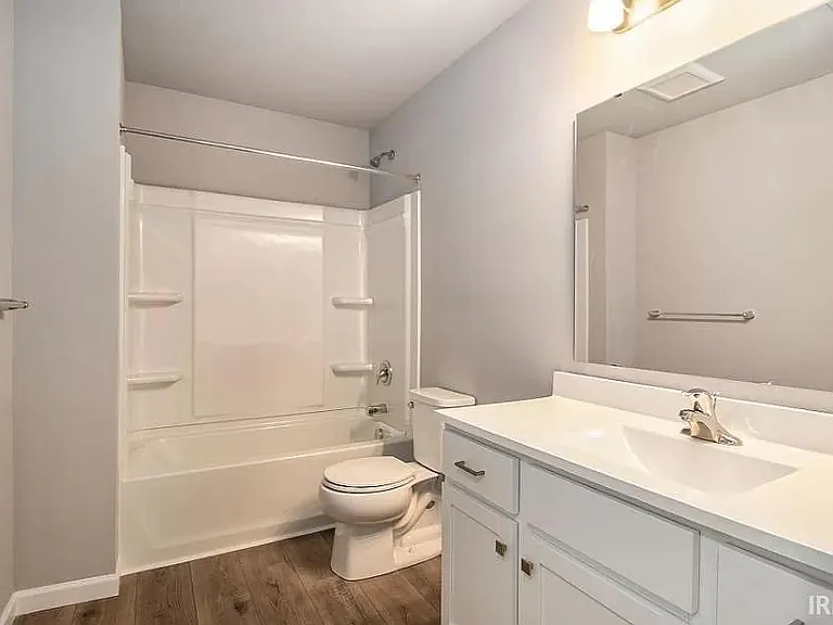 1911 Twisting Pine Ct — Photo 13