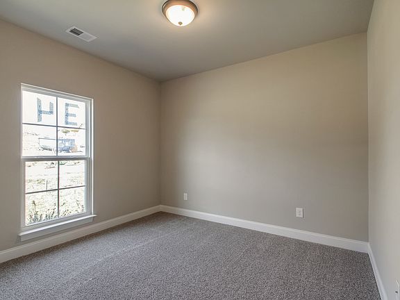 4th image of 6004 Hertfordshire Way