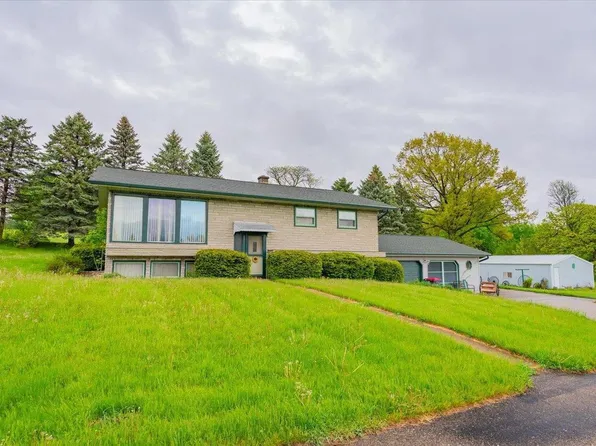 5440 Mary Lake Road, Waunakee, WI 53597
