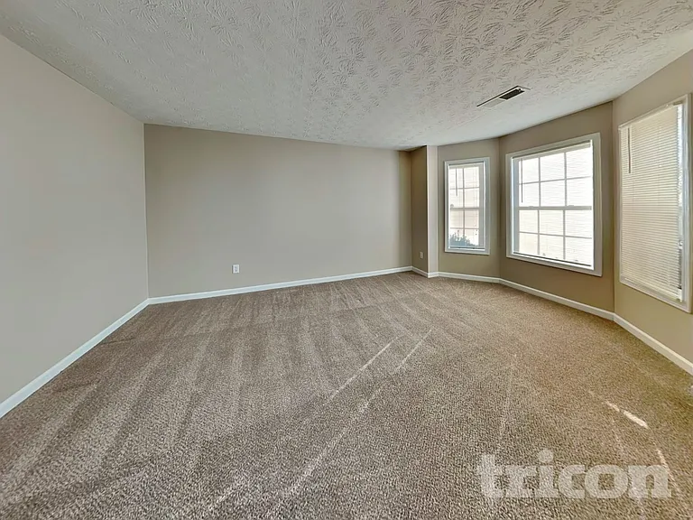 180 Prince Edward Way — Photo 19