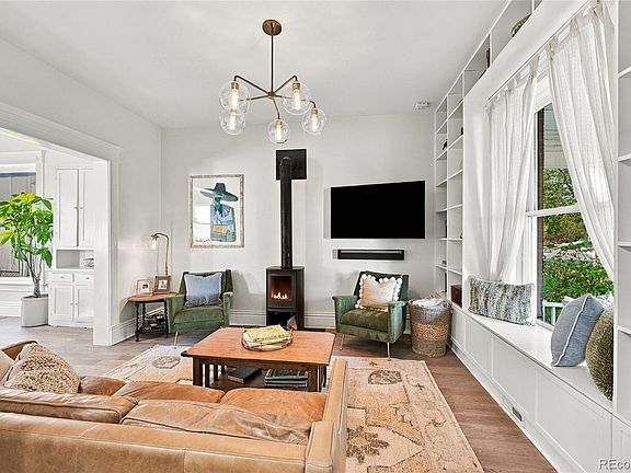 2nd image of 2546 N Marion Street
