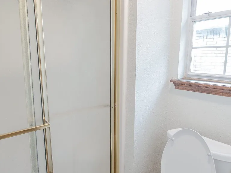 2102 Briarcliff Dr — Photo 24