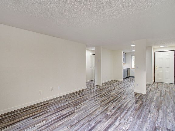 5th image of 919 U St