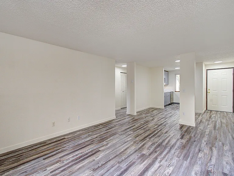 919 U St — Photo 5