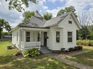 2911 Fernwood Ave, Alton, IL 62002