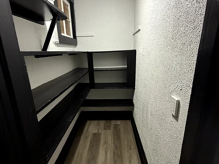 39 Houston St #3 — Photo 10