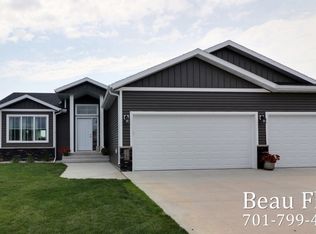 515 23rd Ave W, West Fargo, ND 58078