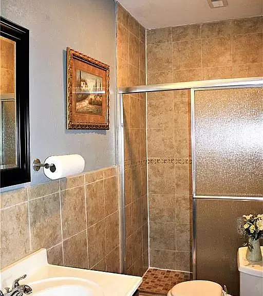 Attached Master bathroom