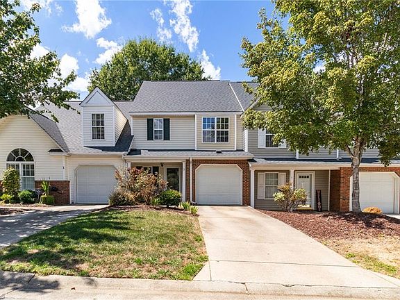 2nd image of 3 Satterfield Pl