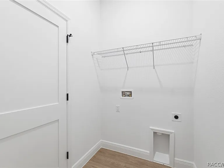 2652 W Paragon Ln — Photo 26