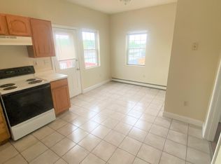 210 Commercial St #1A, Weymouth, MA 02188