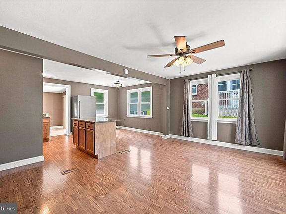 5th image of 1224 Old Ln