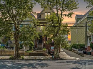 116 W 5th St, Bayonne, NJ 07002
