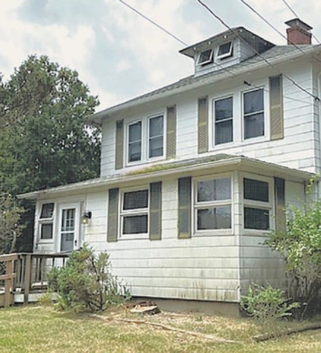 1st image of 44 Lake Ave