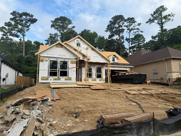 216 Blue Hill Dr, Montgomery, TX 77356