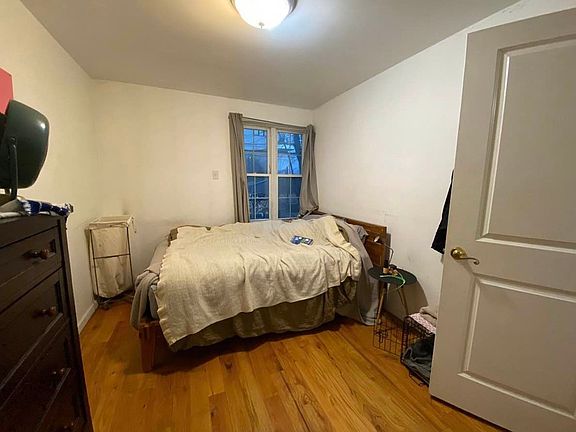 4th image of 49 Vernon Ave #Gf