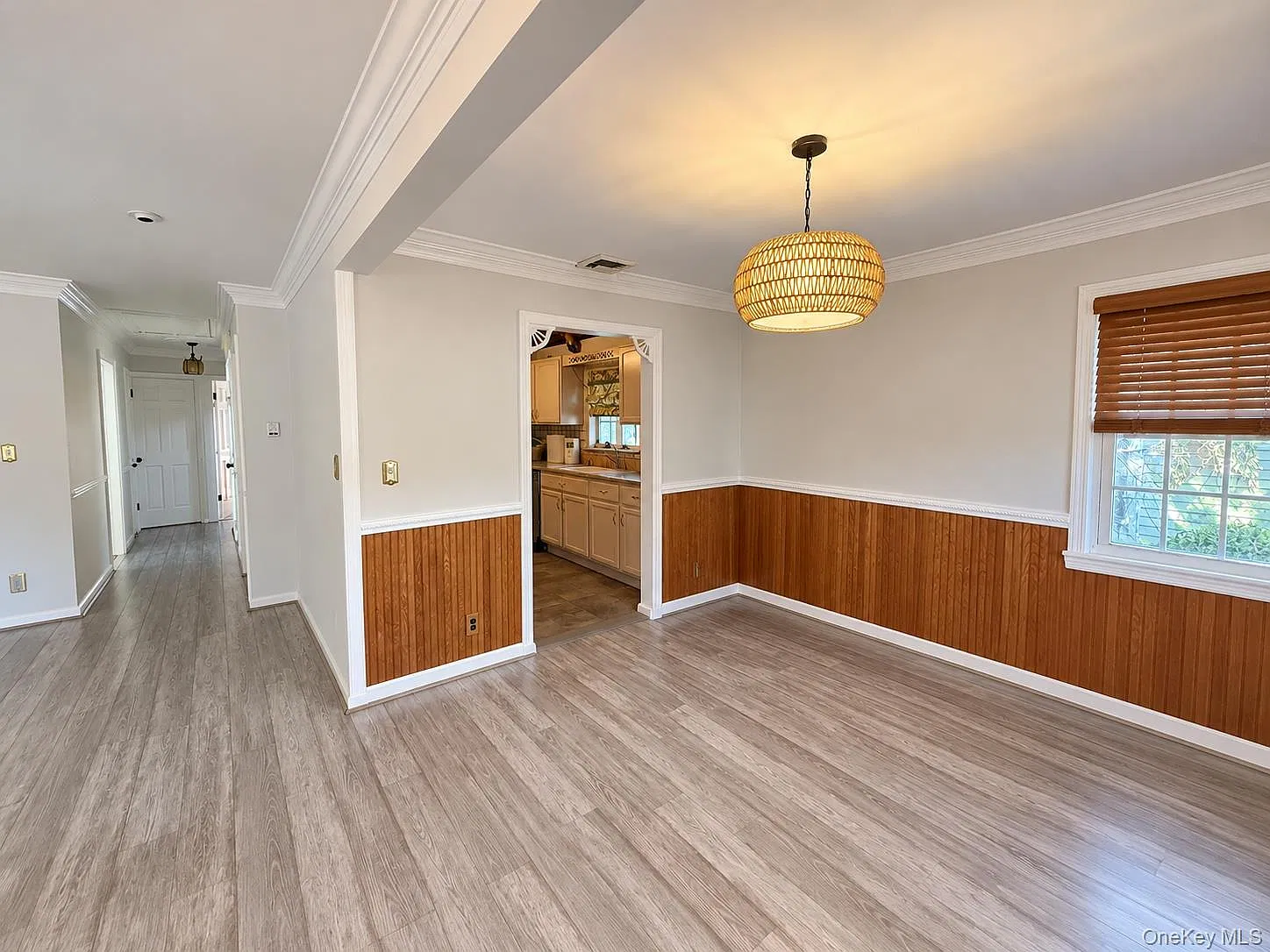 3 bed, 1.5 bath, $4,200 — Photo 4