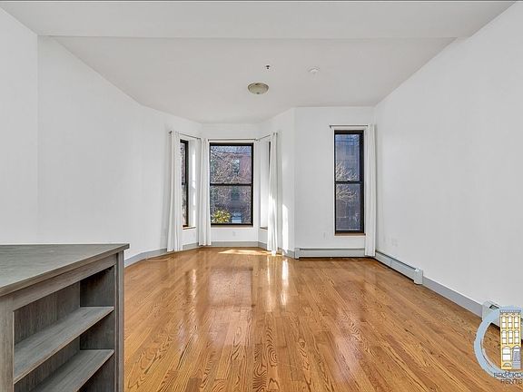 2nd image of 405 Franklin Ave #A3