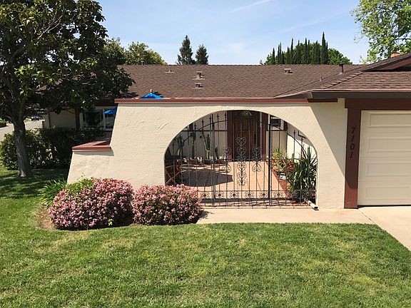 Tiled Gated Courtyard