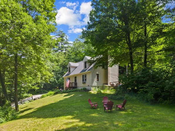 333 Old County Road, Deering, NH 03244