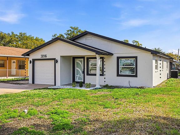 4th image of 3216 W Beach St