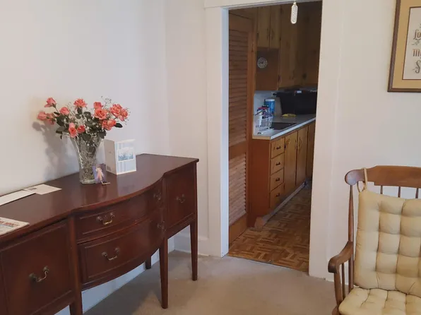 32 Lincoln St, Needham, MA 02492