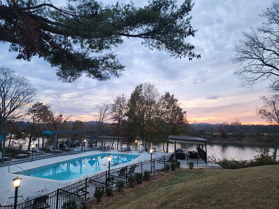 River West Apartments