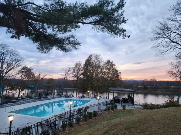 River West Apartments, 411 Annex Ave #A3, Nashville, TN 37209