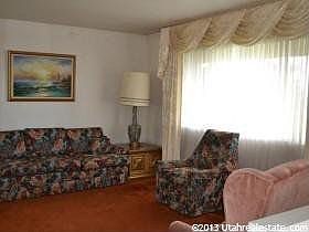 5th image of 3913 S Pinetree Dr