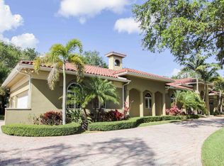 8885 SW 100th St, Miami, FL 33176