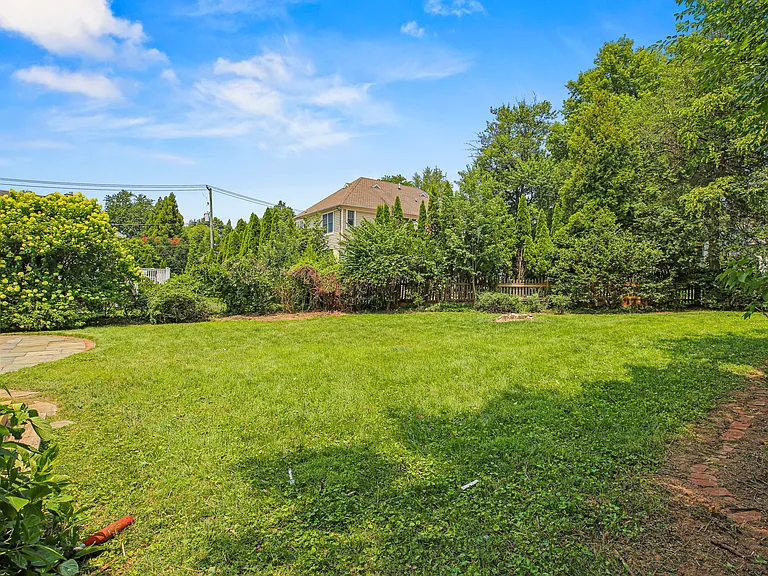 5625 Ogden Rd — Photo 16