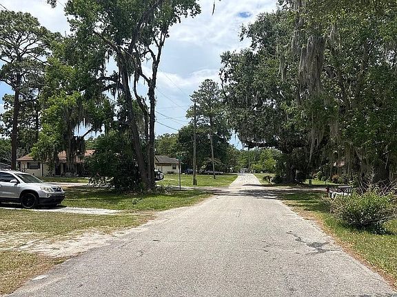 5th image of 517 NW 26th St