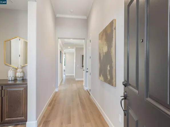 5267 Waterleaf Ln, Fairfield, CA 94534