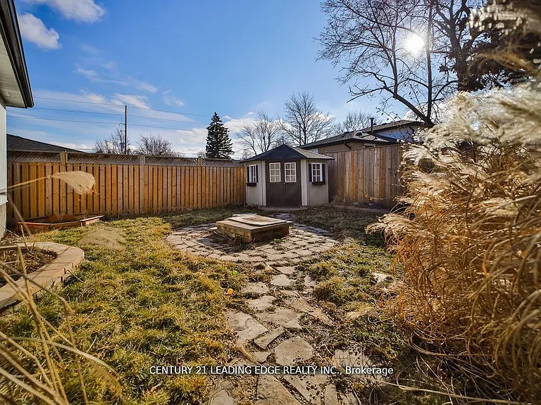 3 Crombie Pl — Photo 38