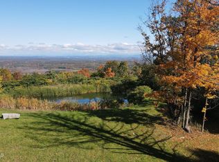 32 Ryder Ln, Voorheesville, NY 12186