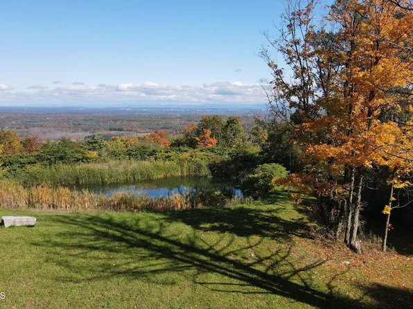 32 Ryder Lane, Voorheesville, NY 12186