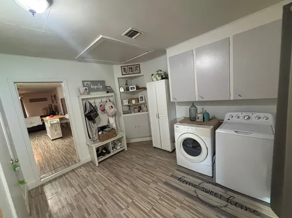 1205 Peach St, Mamou, LA 70554
