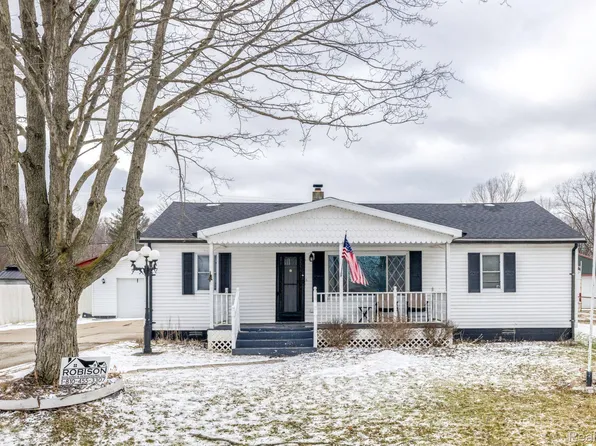 1931 S Harvey Rd, Smiths Creek, MI 48074