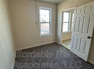 124A W Kassner Pl, Milwaukee, WI 53204