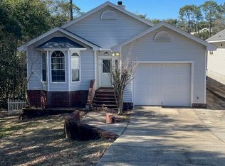 5815 Creek Station Dr, Pensacola, FL 32504