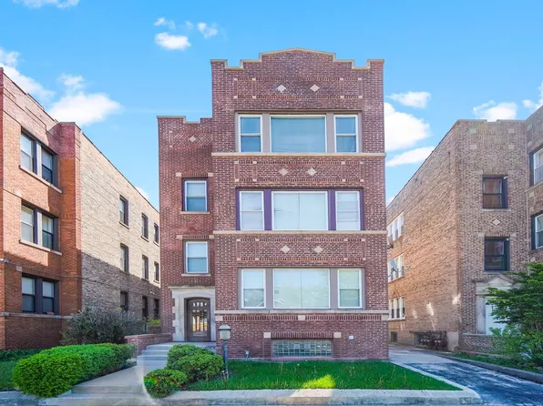 (undisclosed Address), Chicago, IL 60620