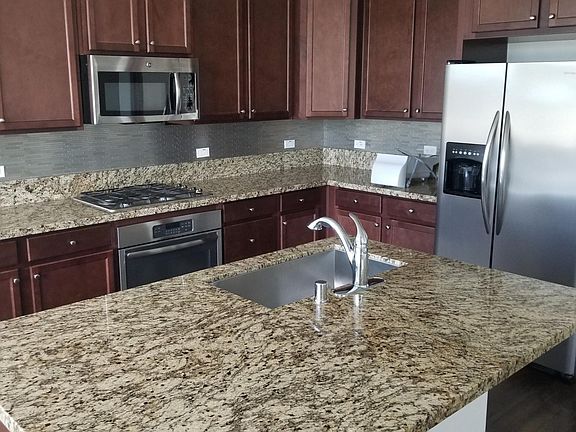 4th image of 40991 Belleray Ave