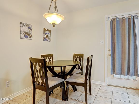 5th image of 126 Jollene Dr
