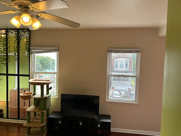 3001 Huntingdon Ave #2 — Photo 3