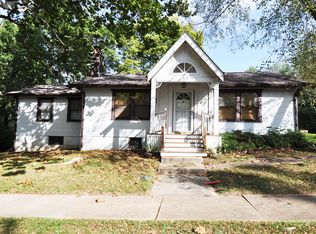 1046 Summit Ave, Saint Louis, MO 63119