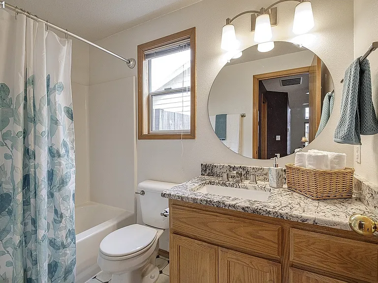 18012 NW Anastasia Dr — Photo 6