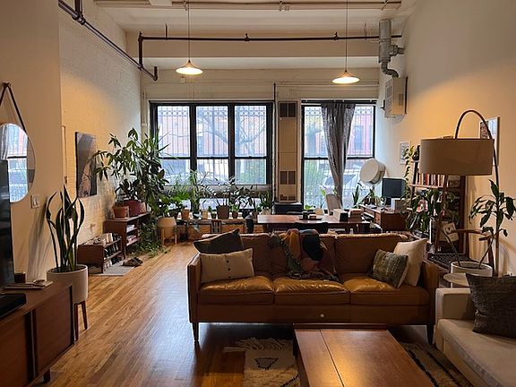 3rd image of 261 Lexington Ave APT A2