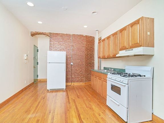 2nd image of 509 W 170th St #53A